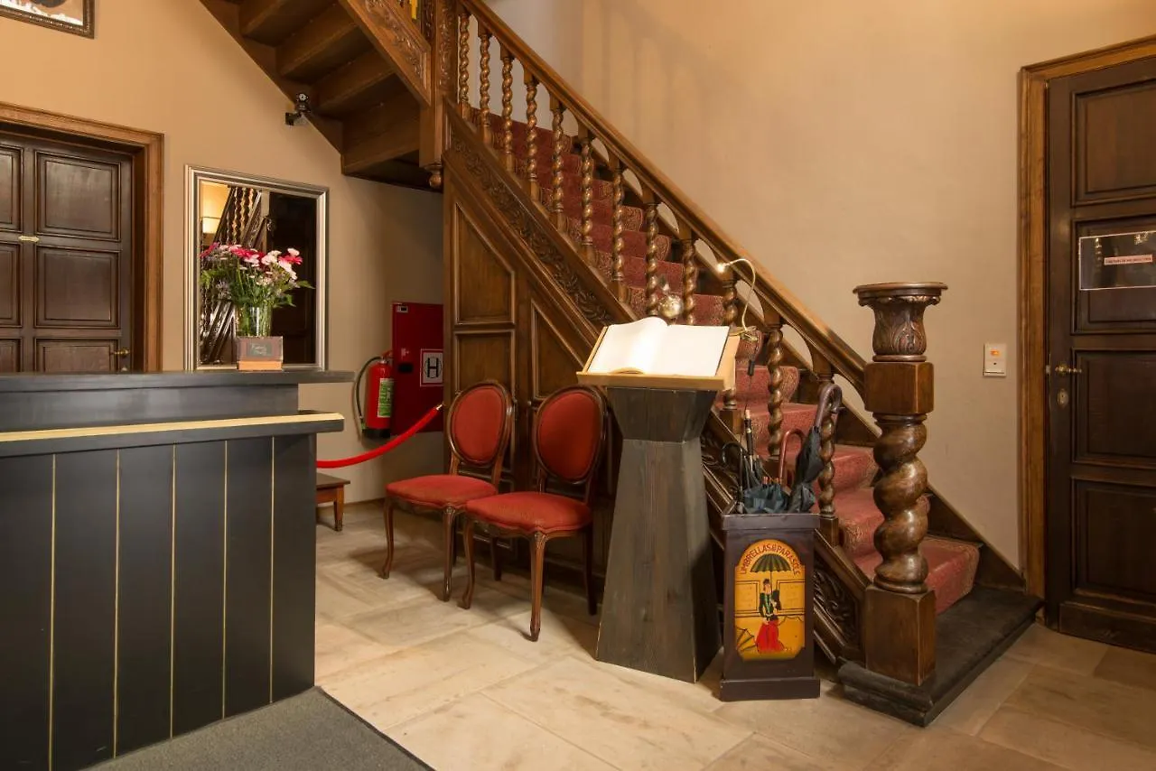 Hotel Karel De Stoute Bruges 2*,