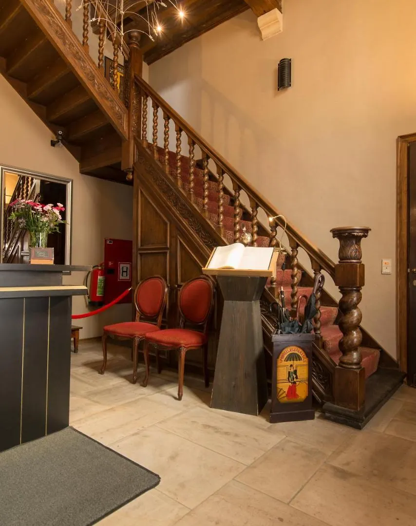 Hotel Karel De Stoute Brugge 2*,