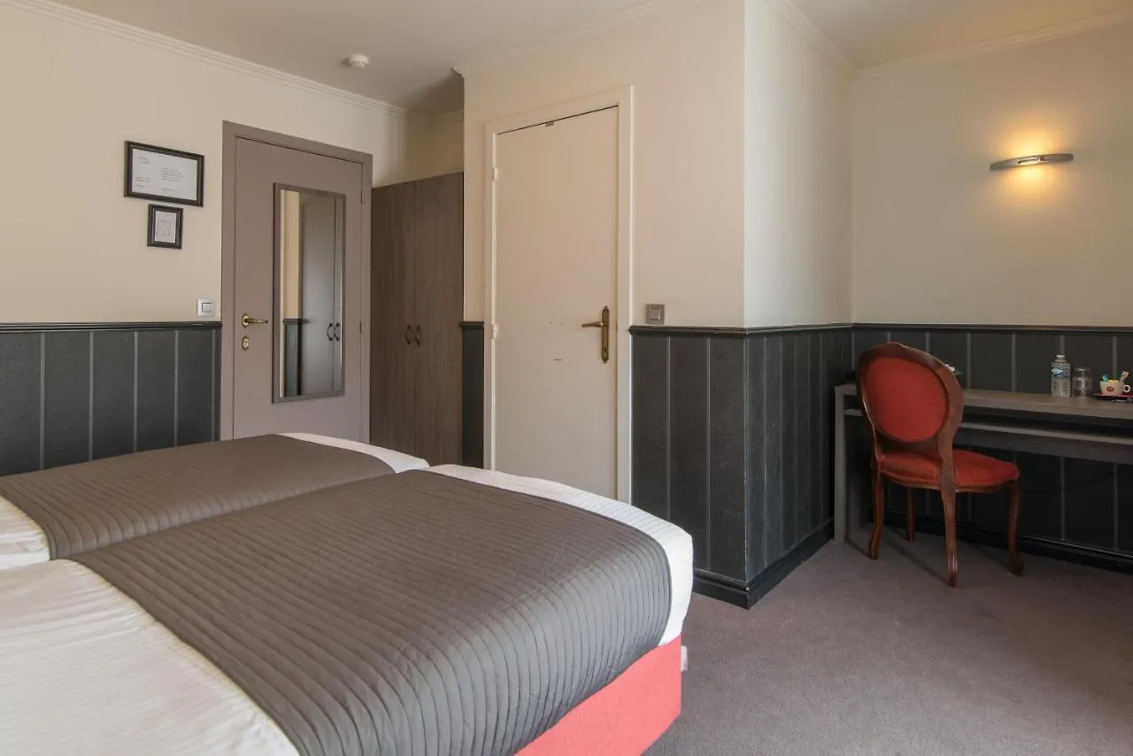 Hotel Karel De Stoute Brugge Belçika